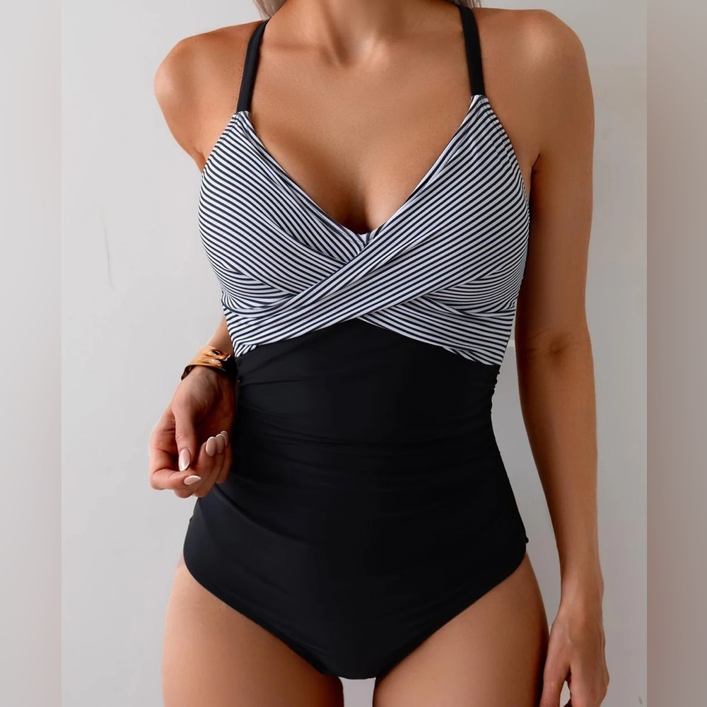 NWT Striped Black and White One Piece Swimsuit sz 3X